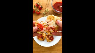 ✨ FAGOTTINI di PASTA SFOGLIA POMODORO e FORMAGGIO APERITIVO TIME 🤤🧀🍅 Shorts [upl. by Ybbor]