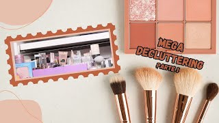 DECLUTTERING MAKEUP COLLECTION  PARTE 1 [upl. by Sokram]