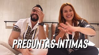 Contestando preguntas ÍNTIMAS Reto de pareja [upl. by Neumark160]