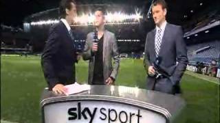 Michael Ballack fragt Reporter  quot WER IST SCHUERRLE  quot Schorle [upl. by Eanerb923]