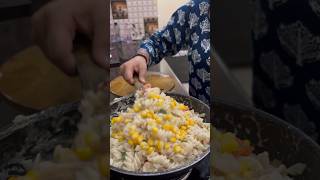 Rakhi aarhi h bhai se pange ni🫢 nehabisht cooking food homemadefood whitesaucepasta easy [upl. by Airdnoed]