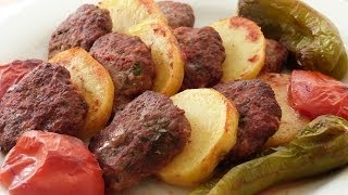 Fırında Köfte Patates Tarifi  Fırında Köfte Nasıl Yapılır [upl. by Mountford764]