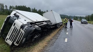 80  Trucking in sweden Hägersten to Farsta Stockholm [upl. by Nyladgam358]