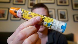 How to Use An Epipen  How to Epipen Injection [upl. by Croydon]