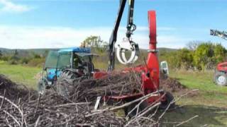 TEKNAMOTOR rębak ciągnikowy z gąsienicą wood chipper Skorpion 250 RG90 [upl. by Mendes259]