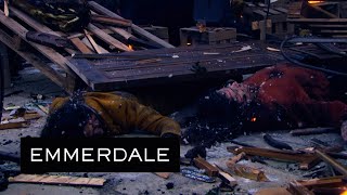 Emmerdale  The Woolpack Explodes As Meena Threatens Manpreet [upl. by Boswall556]