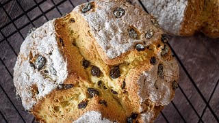 HOW TO MAKE TRADITIONAL IRISH RAISIN SODA BREAD [upl. by Nus10]