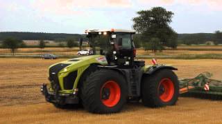 New CLAAS Xerion 4000 [upl. by Jb]