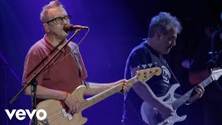 Hombres G Enanitos Verdes  Luz de Día En Vivo [upl. by Ridinger]