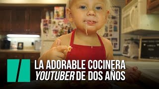 La adorable cocinera youtuber de dos años [upl. by Valera]