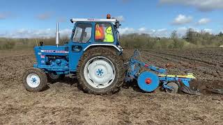 Ford 4000 working a 3 furrow Ransomes plough [upl. by Illil]