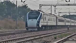 Hazrat Nizamuddin Rani Kamalapati Vande Bharat Express [upl. by Danae]