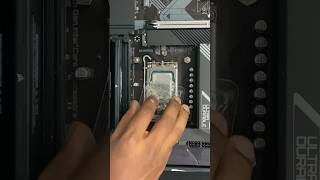 Applying Thermal Paste [upl. by Socher]