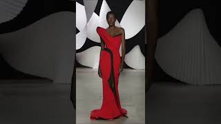 défilé TONY WARD haute couture printemps été 2024 robe rouge [upl. by Hogen]