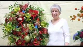 Presenting the Christmas Elf Magic Wreath A Sneak Peek Nancy Alexander edition 2016 [upl. by Akinam]