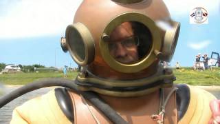 DWEG 6 2014 Sandy makes a testdive with the Karl Bernhard diving helmet [upl. by Gathers]