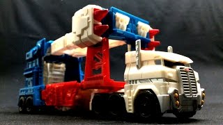 Stop Motion Review 085  Combiner Wars Ultra Magnus [upl. by Dempstor]