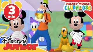 Magical Moments  Mickey Mouse Clubhouse Donalds Special Parcel  Disney Junior UK [upl. by Mehcanem742]