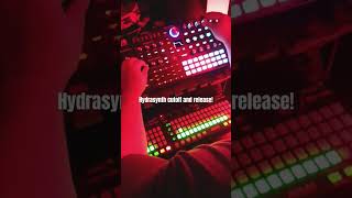 Hydrasynth Cutoff Filter and Release on Synthwave [upl. by Hplodnar]