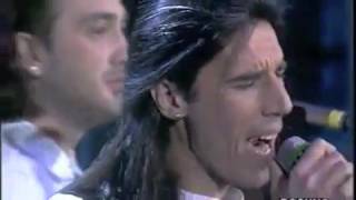 Pierangelo Bertoli e Tazenda Spunta la luna dal monte  Sanremo 91 [upl. by Yirinec508]