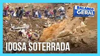 Tragédia em Petrópolis Casa de idosa que morreu ao se abrigar na vizinha ficou intacta [upl. by Acirederf903]