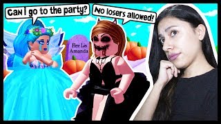 I WASNT INVITED TO THE HALLOWEEN PARTY  Roblox Roleplay  Royale High School [upl. by Ecidna]