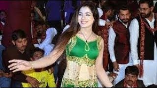 Mast malang cha kita ee Mehak malik New dance video [upl. by Ettevroc]