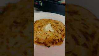 ਪਿਆਜ ਲੱਛਾ ਪਰੋਂਠਾ Short Video  Prantha Recipe  prantha ghardirasoi shorts viral ytshort [upl. by Liliane128]