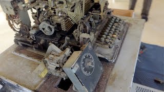 Teletype Model 19  Part 1 A Teletype Arrives for Restoration [upl. by Adav405]