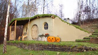 Construction of the Hobbits Fairytale dugout Bushcraft Warm Shelter [upl. by Rudiger632]