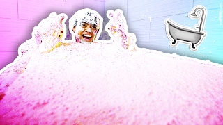 FLUFFY FLOAM SLIME BATH CHALLENGE [upl. by Irac]