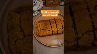 Healthy pumpkin banana bread 🤌✨️ shorts pumpkin pumpkinbread autumn [upl. by Weight]