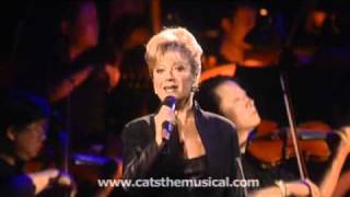 Elaine Paige performs Memory from Cats  Live HD performance [upl. by Eissolf]