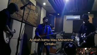 Rasa cinta tak memiliki  Karaoke  Pradika [upl. by Loftis246]