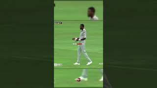 When Curtly Ambrose gets angry on Australian batsman dean jones ll Yorker yard [upl. by Brackett]