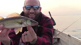 BOBBER FISHING WALLEYE ON REEFS OF LAKE WINNEBAGO [upl. by Aenel283]