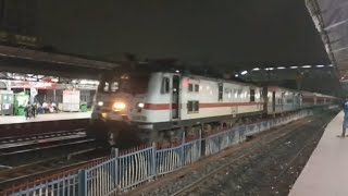 22201 Up SEALDAH PURI Duronto Express skipping DUMDUM JUNCTION creating hammering track sound [upl. by Atteyek]