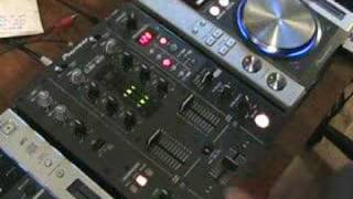 DJ TutorialVideo 2 using the x fade in the mix [upl. by Artiek184]