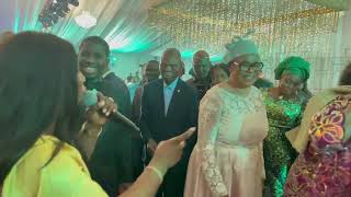 Watch Apekeola emotional appreciation to her God mother at her sons wedding pastor mrs Ajibade [upl. by Forest]