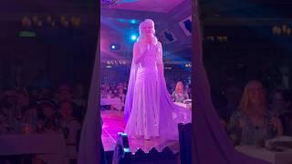 Frozen Live Performance with Elsa on the Disney Wish at Arendelle A Frozen Dining Experience [upl. by Sparke]