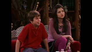 Los hechiceros de Waverly Place 1x11 PARTE 1 Conmoción Por Poción Latino [upl. by Dewhurst126]