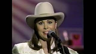 Nashville Now 1992 Suzy Bogguss [upl. by Nnod]