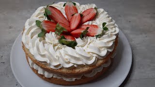 Gâteau moelleux à la Chantilly mascarpone fraise  facile à faire [upl. by Ambrosane]