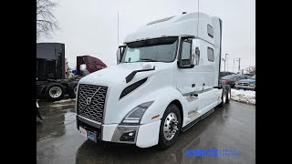 2019 VOLVO VNL64T860  WHITE  V902216U [upl. by Eenttirb]