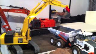 RC Excavator Komatsu PC 490 [upl. by Leaper]