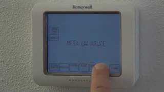 Weersafhankelijk regelen met Chronotherm Touch Modulation  Honeywell Home [upl. by Nelrah928]