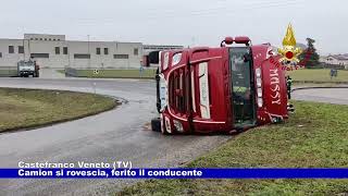 Castelfranco Veneto TV Camion si rovescia ferito il conducente 17012024 [upl. by Frederique171]