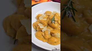 Receta de Ñoquis con Salsa de Calabaza y Queso [upl. by Ahsuat448]