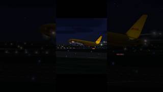 🇵🇰🇵🇰 DHL Boeing 777 F Touch down in islamabad rfsflight pilot firstflight aviation airports [upl. by Giarla392]