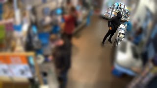 Jongens overvallen Albert Heijn in Berkel en Rodenrijs [upl. by Remmer]